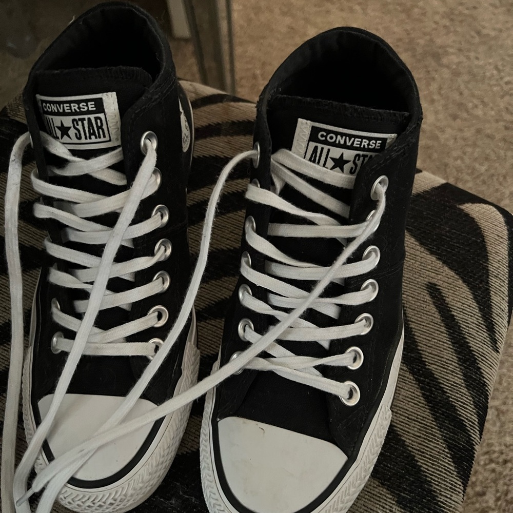 Softly worn Womens converse sz6 1/2